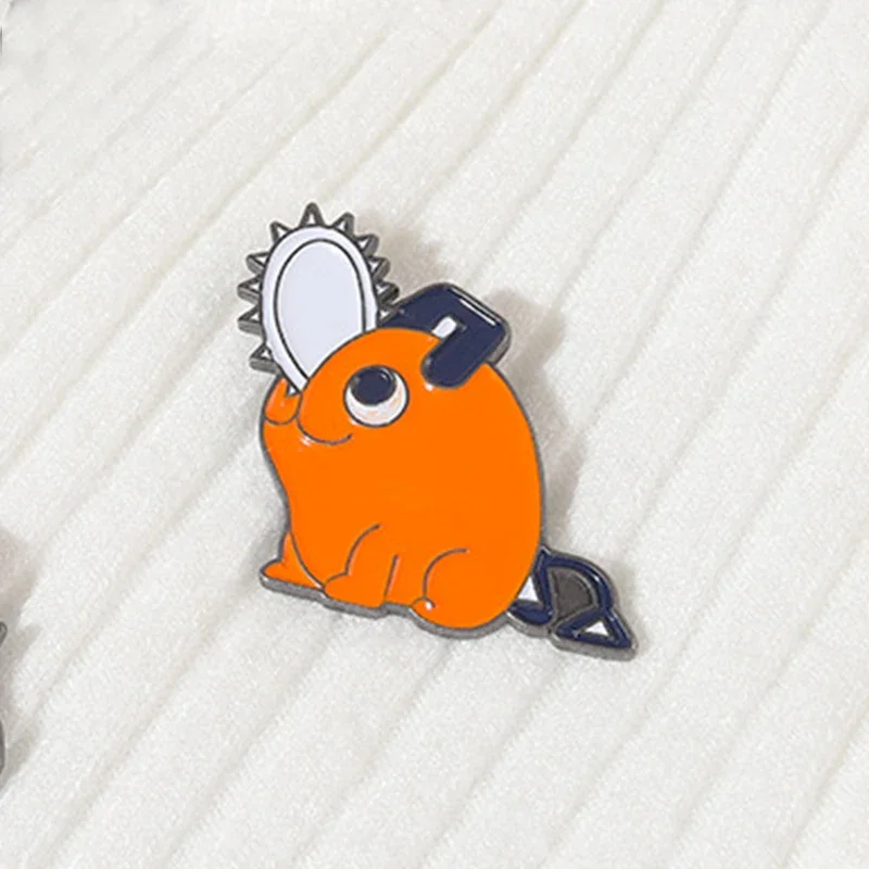 Broche de chien de dessin animé en métal, badge de Manga, broche galvanisée périphérique, accessoires, vente en gros, cadeau pour amis