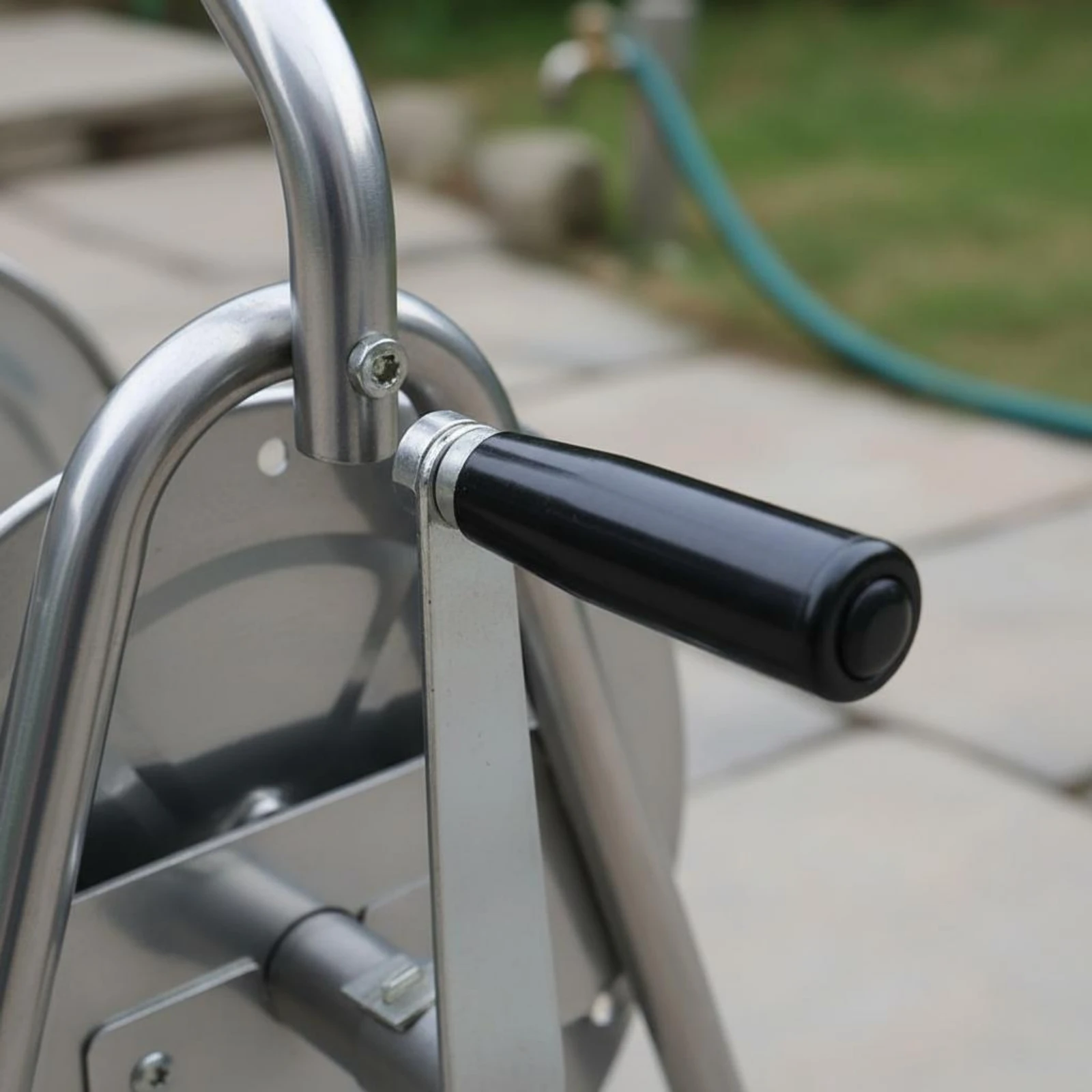 Water Hose Storage Rack Metal Hose Reel High-Pressure Car Wash Watering Tool Gardening Sprayer Cleaning Hose For Trucks Farm view 5