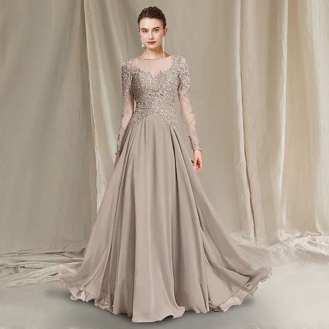 

Luxurious A-Line Mother of the Bride Dress Elegant Jewel Neck Floor Length Chiffon Lace Long Sleeve with Pleats Appliques