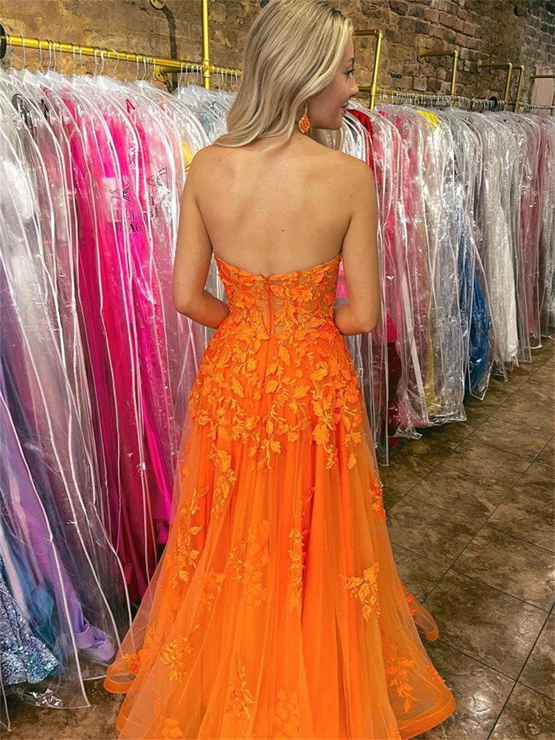 Sweetheart Long Prom Dresses For Women Lace Applique Tulle A-Line Evening Formal Gowns Backless Party Dresses With Flower