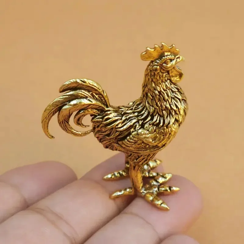 Pure Brass Rooster Figurine - Intricate Golden Animal Brass Home Decor Office Gift Detailed Feathers Comb Table Ornament Tea Pet