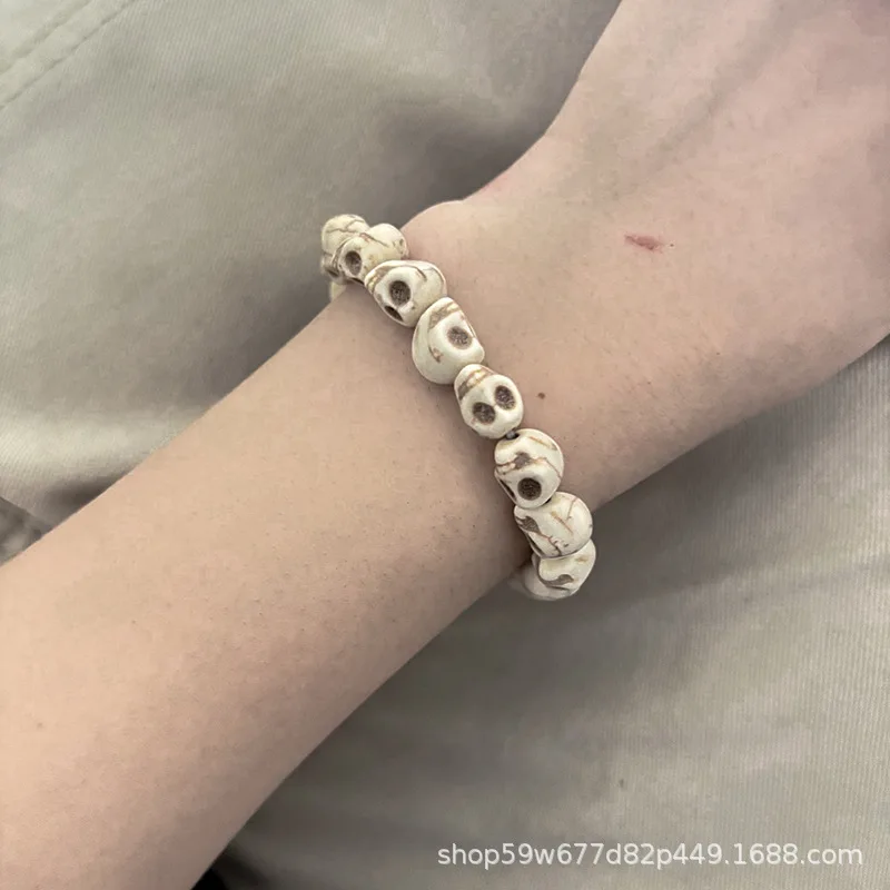 b02 Retro Cool Colors Fun New Skeleton Beaded Bracelet White Black Punk Style Gothic Retro Bracelet Couple Spicy Daily Jewelry