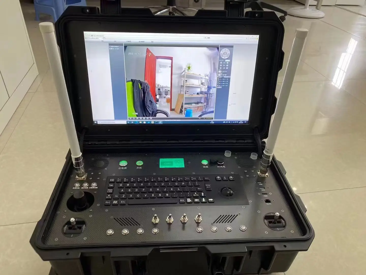 원격 제어 시스템 비디오 원격 측정 RC 링크가있는 고휘도 화면이있는 RC 비디오 드론 제어 지상 제어 스테이션
