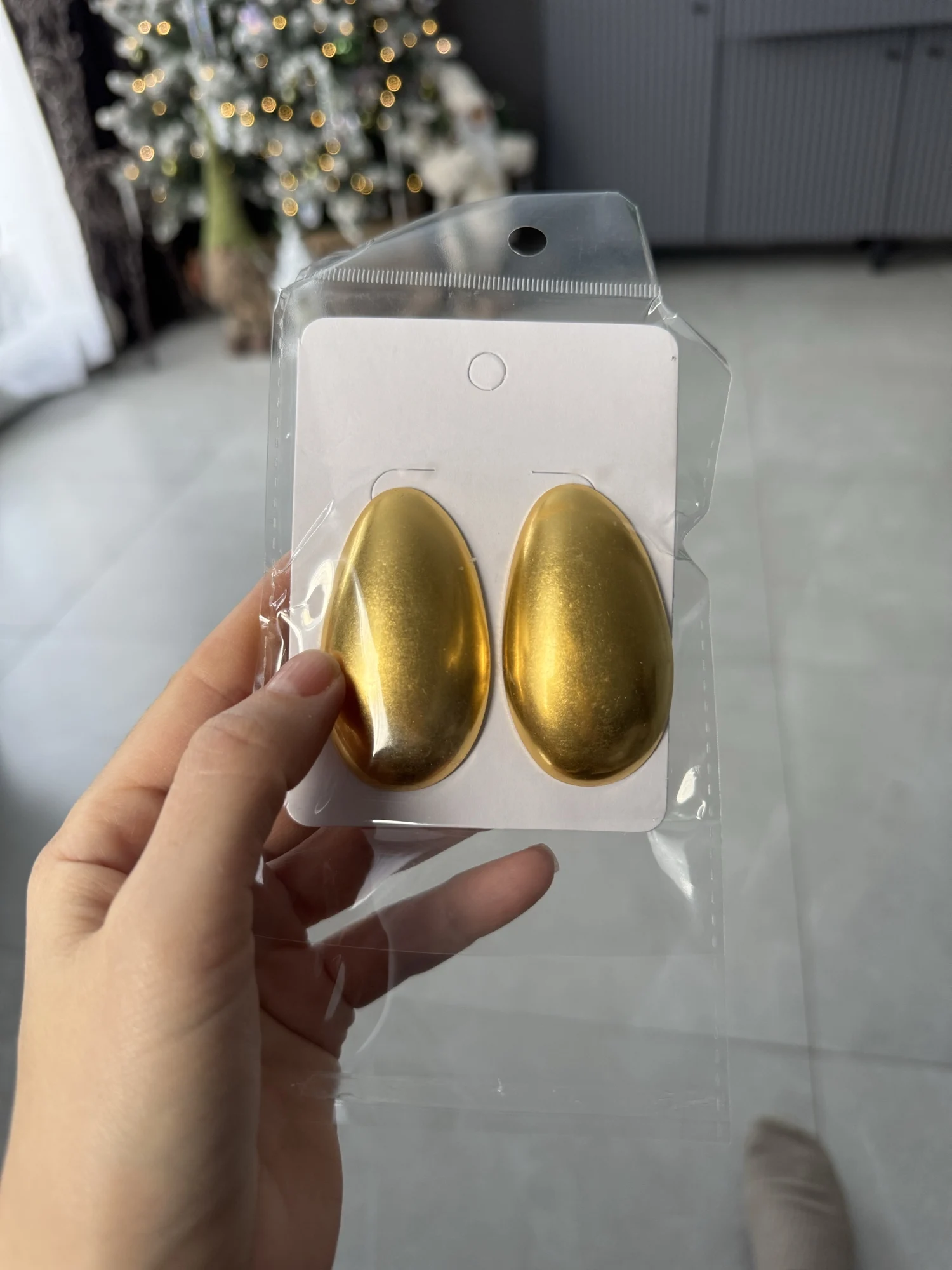 Vintage Geometric Gold-Plated Stud Earrings for Women photo review