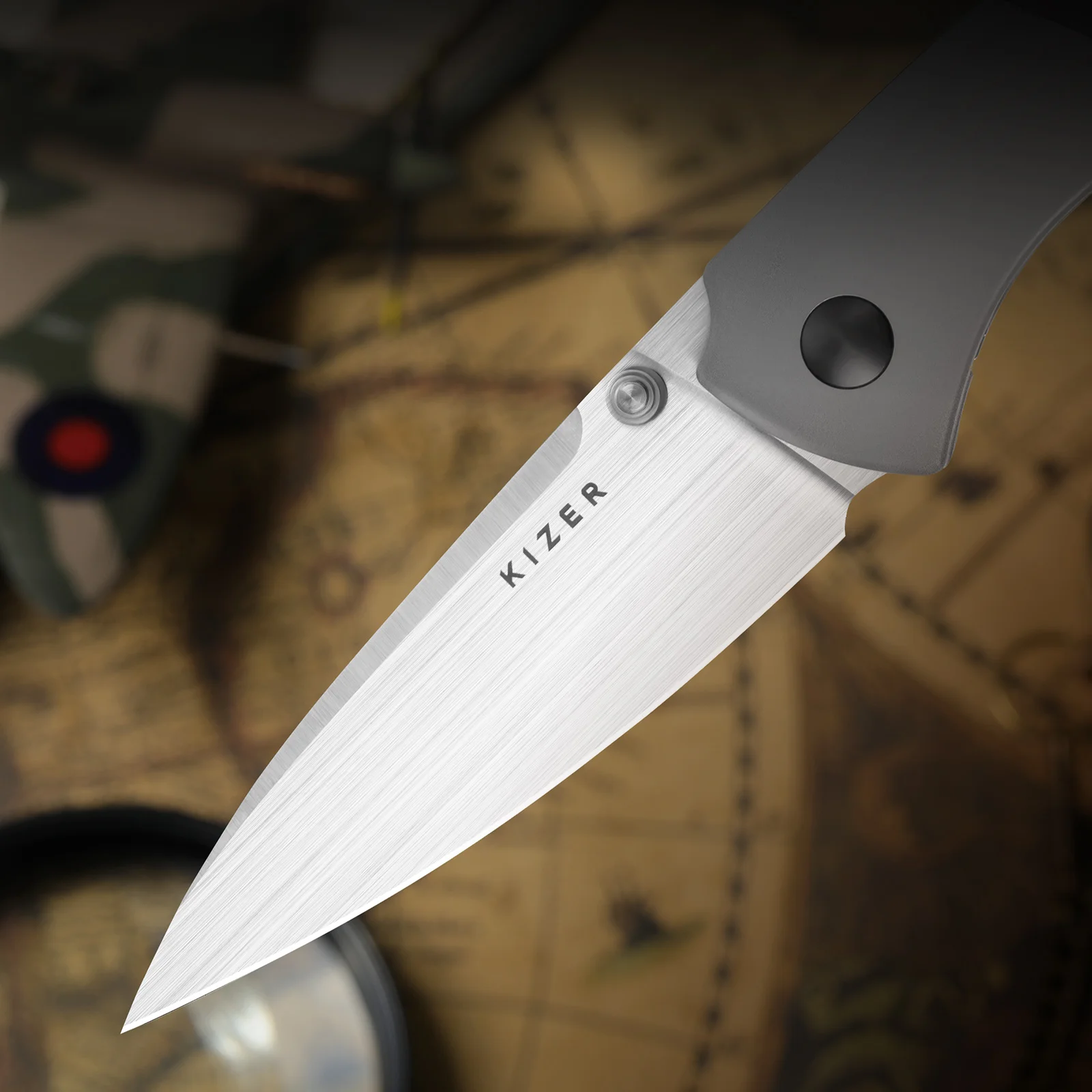 Kizer بقاء سكين للفرد Ki3690A1/Ki3690A2 Spitfire S35VN شفرة فولاذية مقبض تيتانيوم سكاكين الجيب التكتيكية 2025