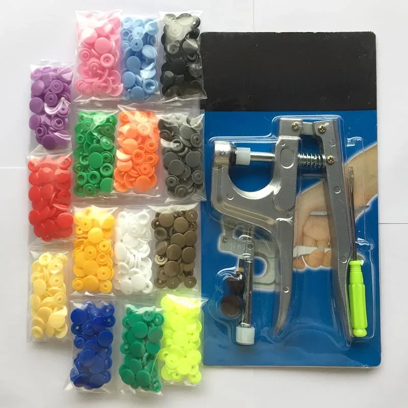 Szczypce do zatrzasków w kształcie litery U Przycisk KAM + 150 zestawów T5 Plastikowy zatrzask z żywicy Przycisk zatrzaskowy Przycisk zatrzaskowy Przycisk zatrzaskowy Narzędzie do szycia — zdjęcie 2