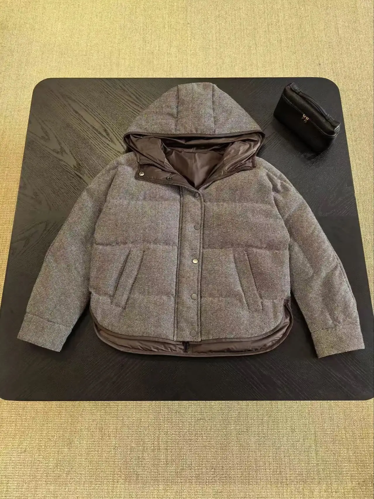 سترة كاجوال ذات لون سادة عالية الجودة بغطاء للرأس على الوجهين #2