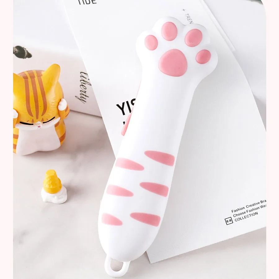 3/1Pcs Cute Cat Paw Sharp Box Cutters Mini Portable Cat Claw Utility Knife (Black, Pink, Blue) Paper Cutting Tools Art Supplies
