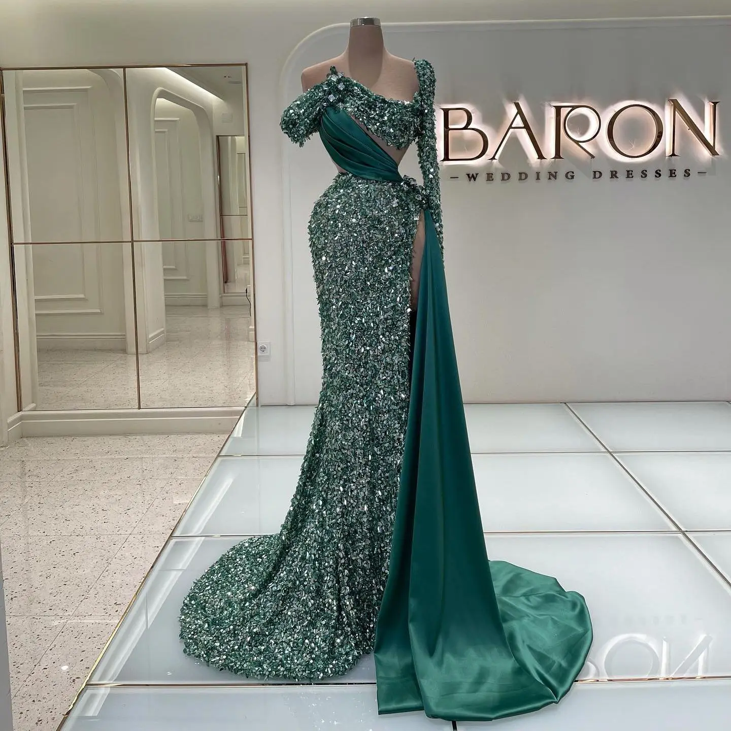 Customized Hunter Green Sequined Split Prom Dresses One Shoulder Long Sleeve Evening Gowns Arabic Bling Bling Women Gowns