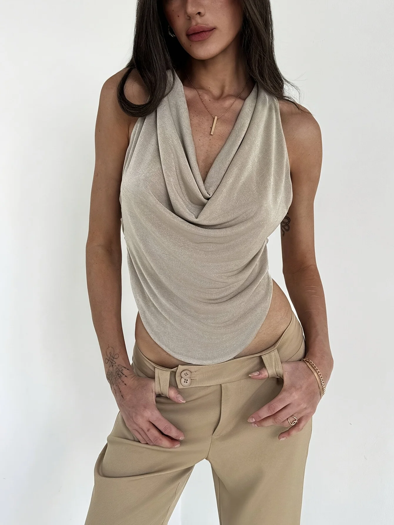 Elegant Backless Halter Crop Top Summer Outfits for Women Drape Front Sleeveless Blouse Solid Chic Going Out Festival Tops