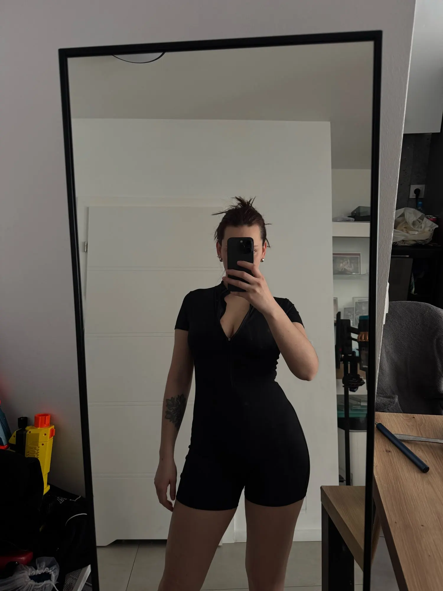 Foto de una compradora con Body Sculpt – Cremallera