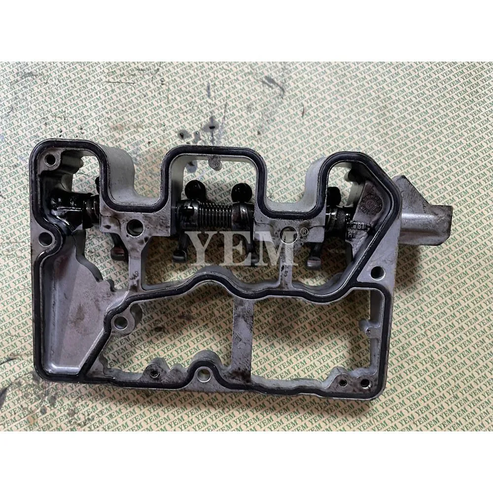 

Removed 402D-05 Valve Rocker Arm Assy For Perkins Diesel Engine.