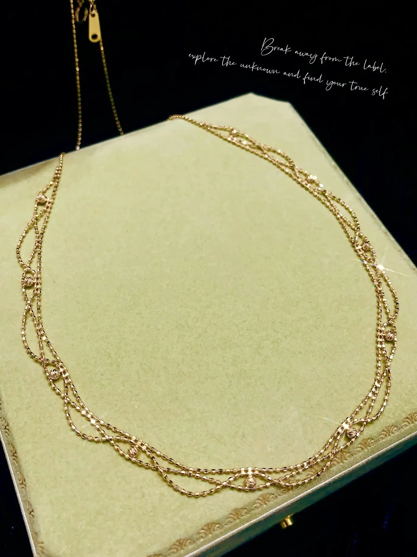 MADALENA SARARA 18K Gold Lace Edge Bead Chain Choker