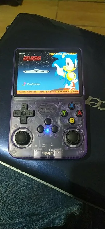 Retro Gameboy Console