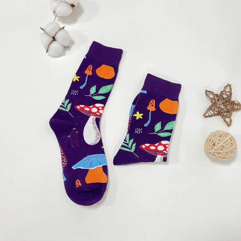 1 Pair Purple Mushroom Pattern Oil Painting Style Fashion Trend Women\'s Mid-Calf Socks