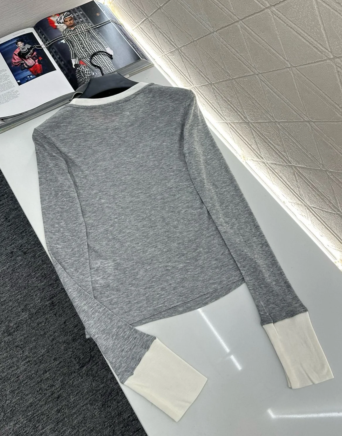 

2025 Spring/Summer New Women's Round Neck Wool Bottoming Shirt Simple Comfortable And Casual