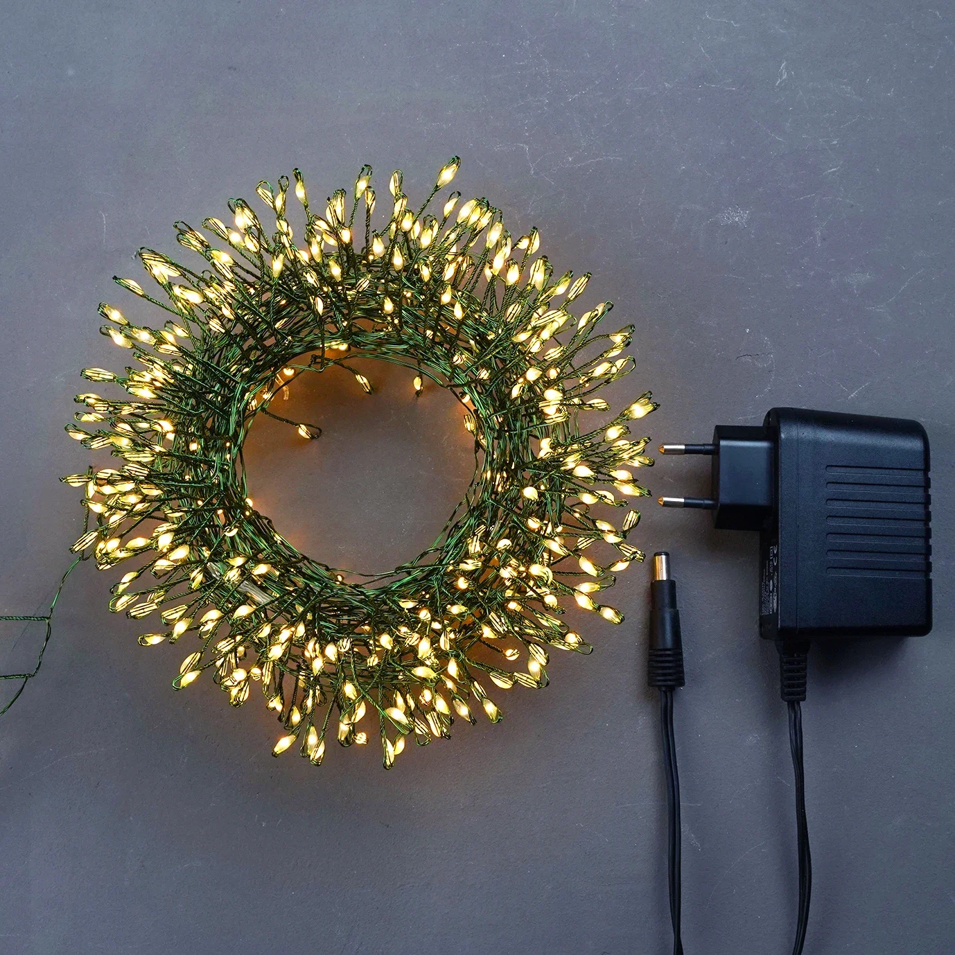 Lampki LED na urodziny, 600 diod, girlanda świetlna do ogrodu, na wesele, lampki choinkowe, dekoracja świąteczna na zewnątrz. — zdjęcie 2