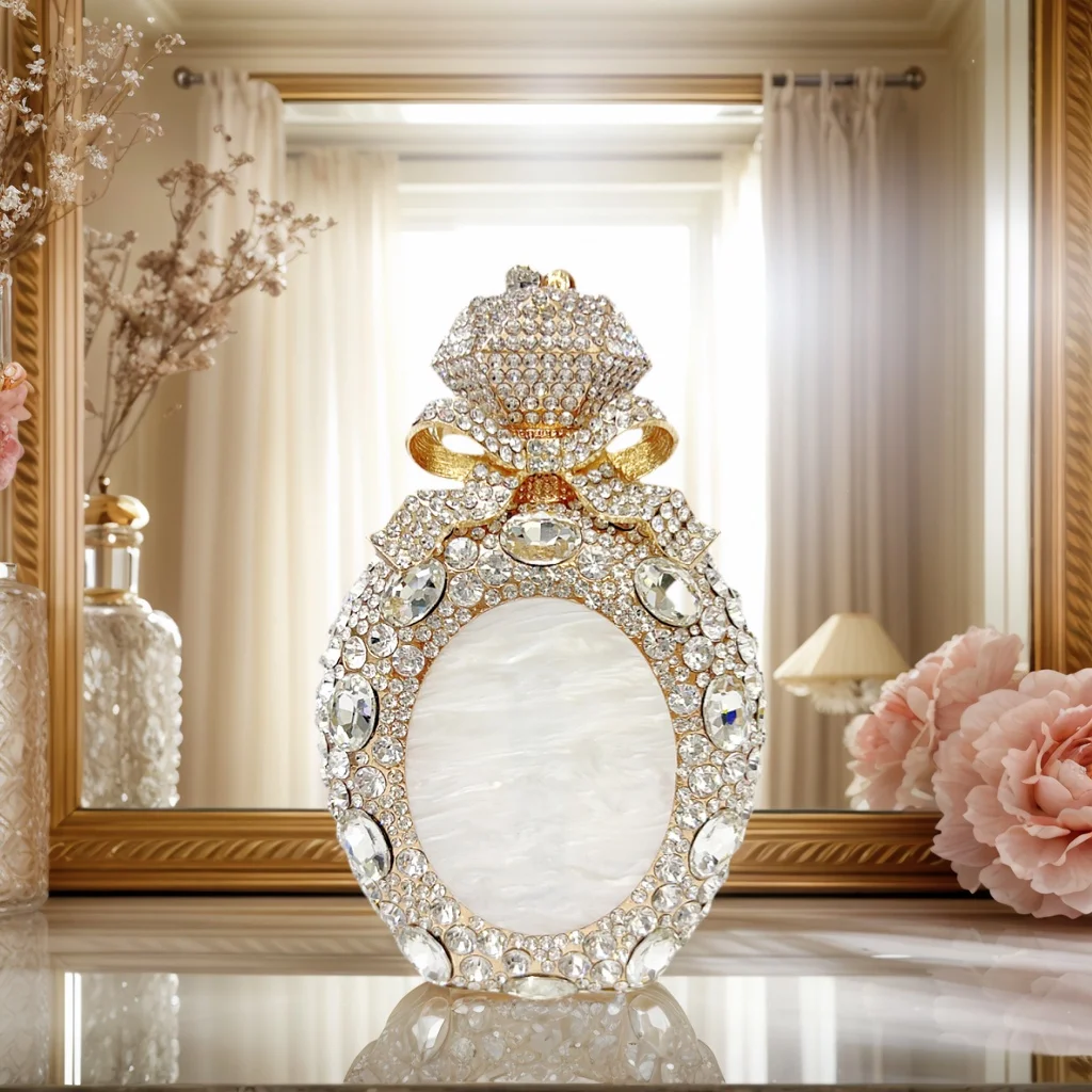 

Chic Women Perfume Bottle Rhinestone Clutch Purse Luxury Crystal Evening Bag Dazzling Diamond Handbag for Wedding Prom Party