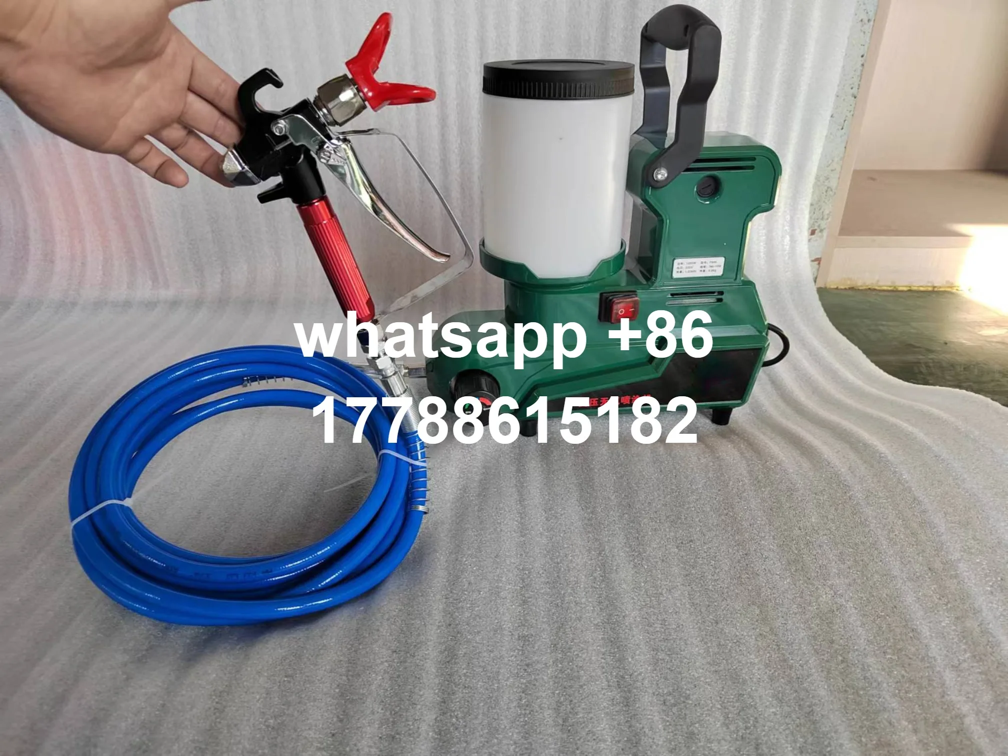 Airless Latex Paint Spray Machine 2.5L/min High Power High Pressure Small Household Sprayer 220V 1600W