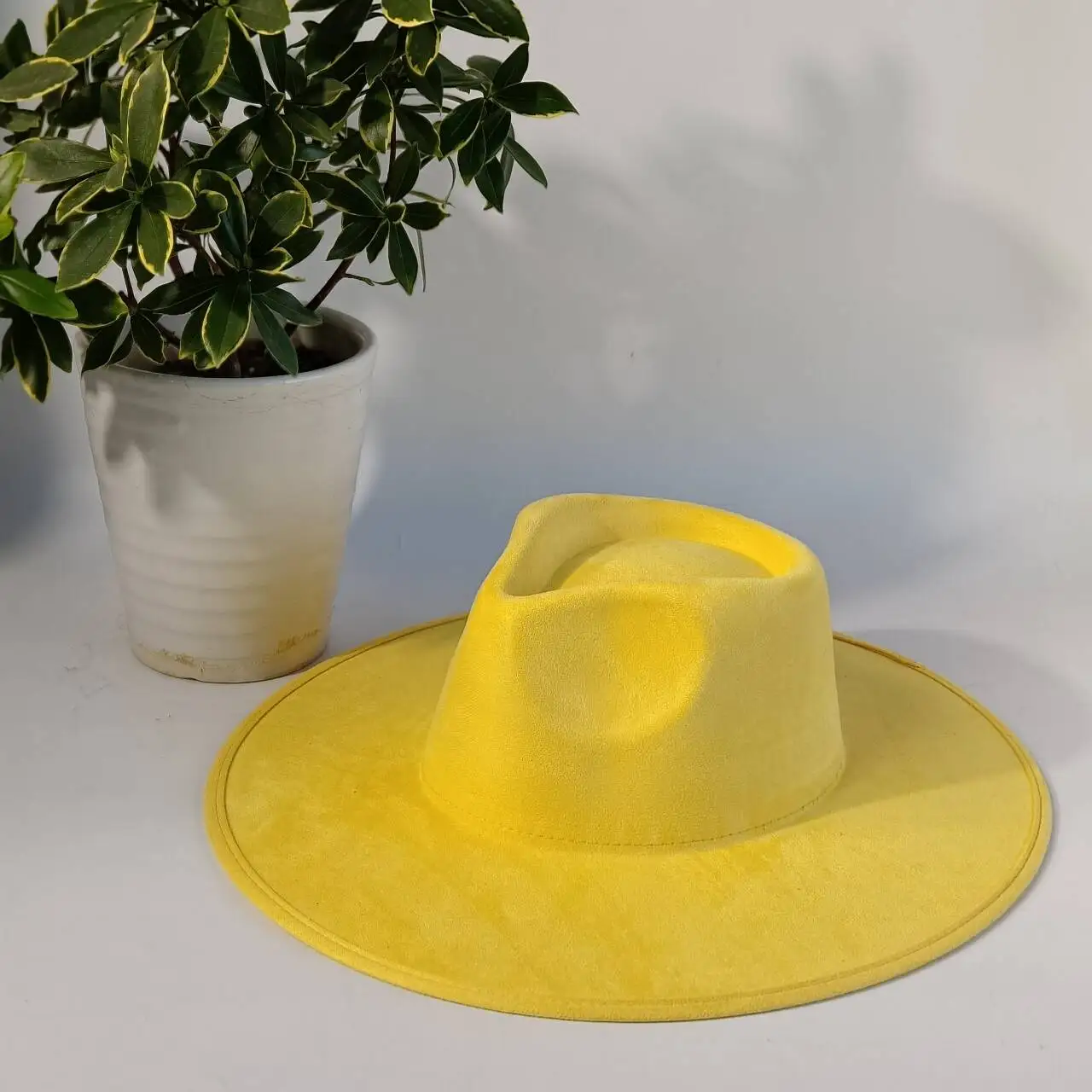 

Fedora hat, suede wide-brimmed hat Western cowboy hat jazz hat men's equestrian party hat wide-brimmed hatpillbox hat