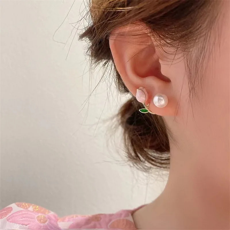 Französische Luxuriöse Rosa Tulpenblüten-Perlen-Ohrstecker für Damen, Koreanische Zirkon-Ohrringe, Exquisiter Schmuck für Party und Weihnachten – Detail 3