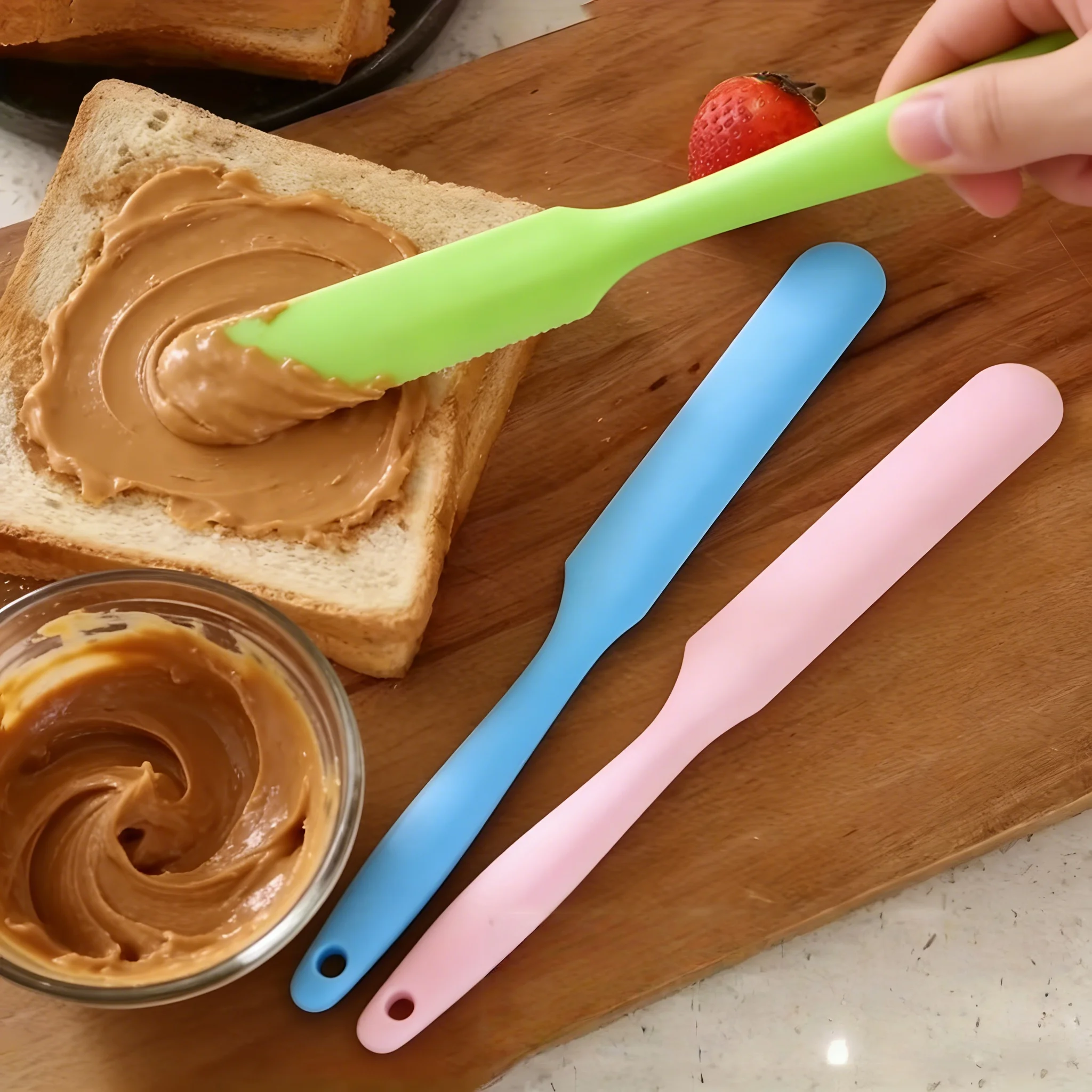 

Flexible Long Silicone Spatula: Dual-Use Cake Icing Knife & Batter Scraper for Baking Ease.