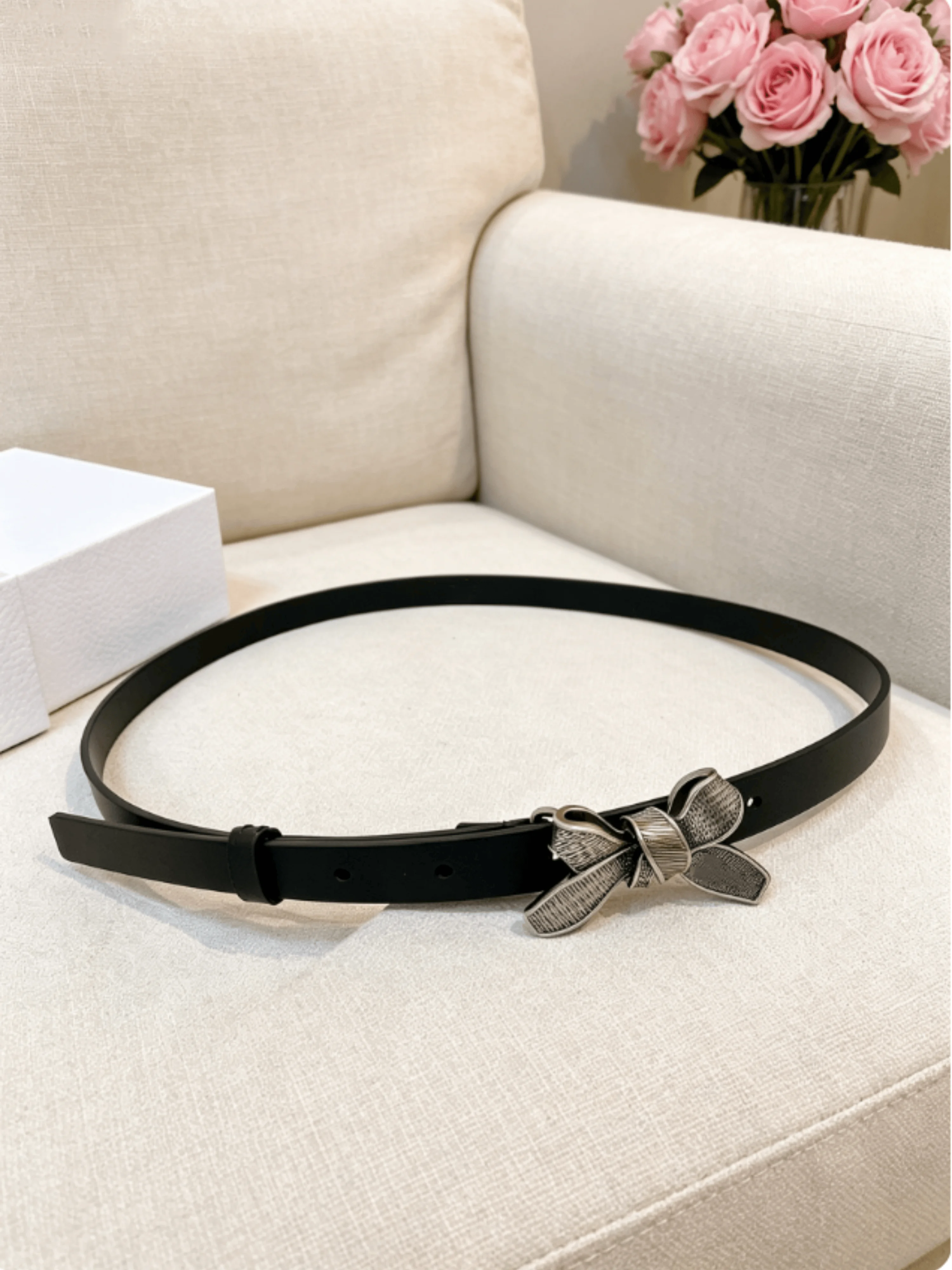 2026 Women Belt Fashion Retro Simple Small Bow Everything Durable Leather ladies Belt With 1.5 CM