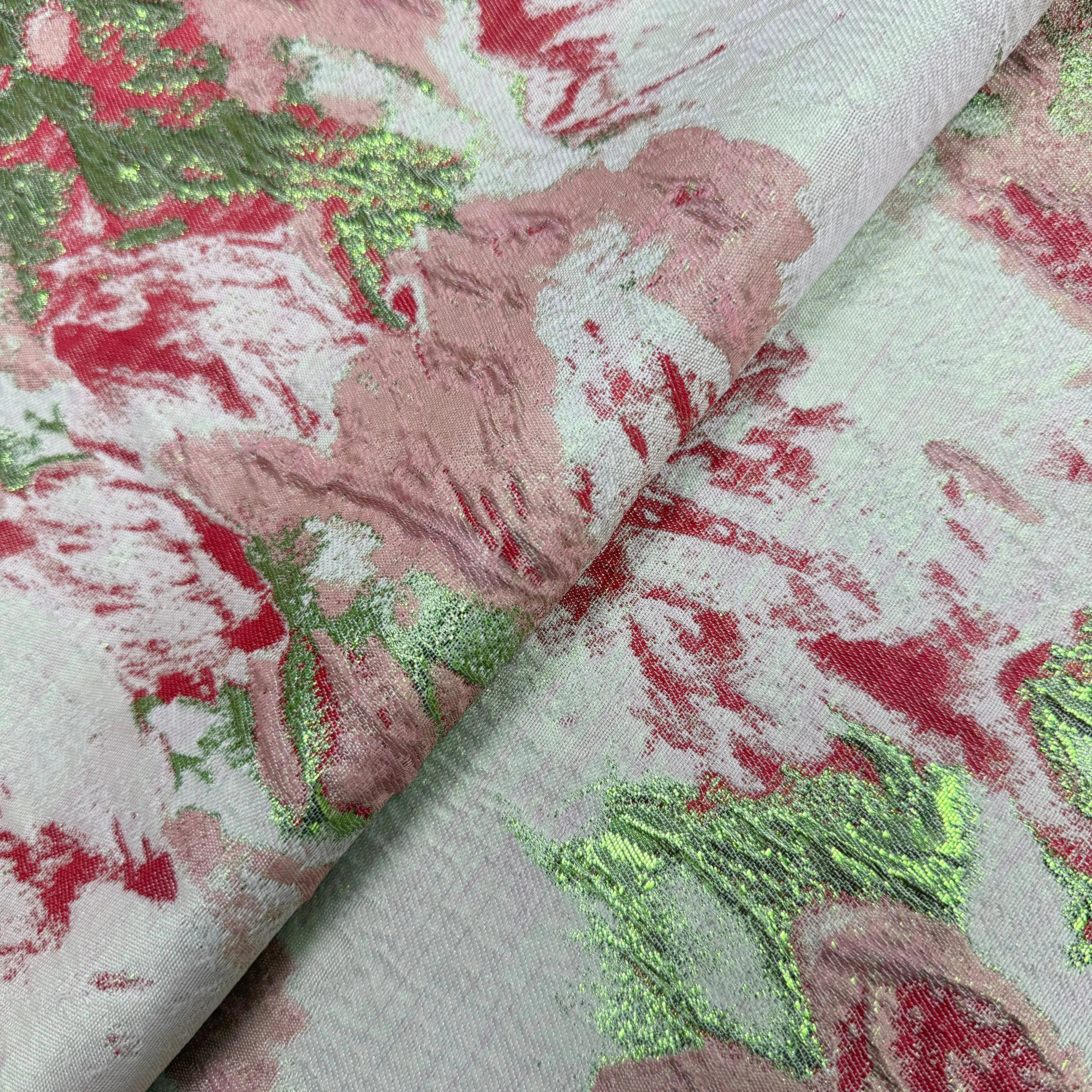 

Гладкая жаккардовая парчовая кружевная ткань в африканском французском стиле, роскошная вышивка, большой цветочный узор для элегантных женщин, свадебное платье