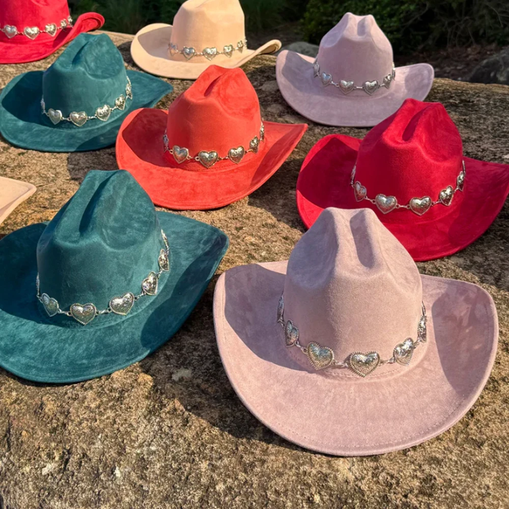 

High-quality suede denim hat - red design featuring heart-shaped chain embellishment details Western style rancher riding hat모