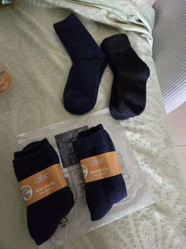 3 Pairs Men Women Wool Socks Couples Solid Winter Snow Chrismas Gift Thermal Cashmere Marino Thickened Fleece Terry Loop socks photo review