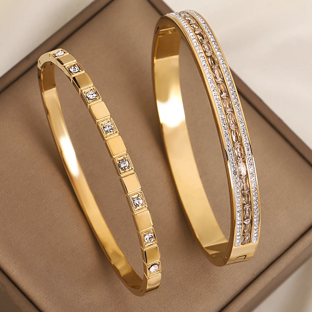 

Vintage Rhinestone Stainless Steel Wide Bangle for Women Waterproof Round Basic Cuff Bracelet Trendy Female Jewelry Gift New