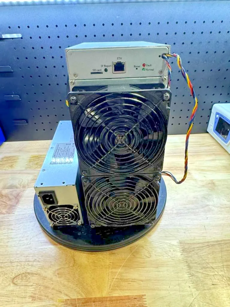 

JDD BUY 2 GET 1 FREE Bitmain Antminer Z15J ZEC Equihash ASIC 320k Sol/s with 1600-1800w APW7 PSU Z15J