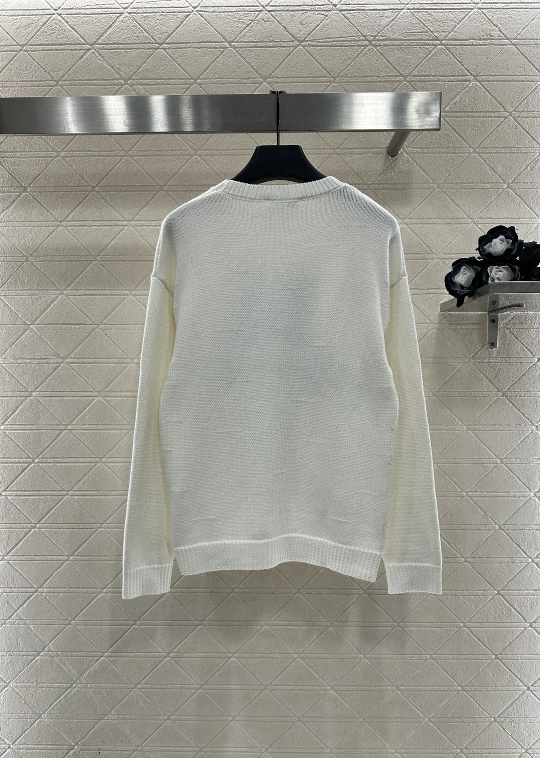 

2025 Новая вышивальная машина, вязаный свитер с изображением кота, шерстяная пряжа, плетение в мультяшном стиле 572