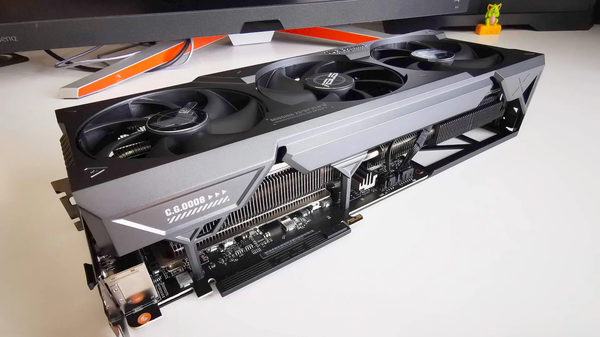 

(Оригинал) видеокарта GeForce RTX 4090 Gaming OC 24 ГБ, бесплатная доставка