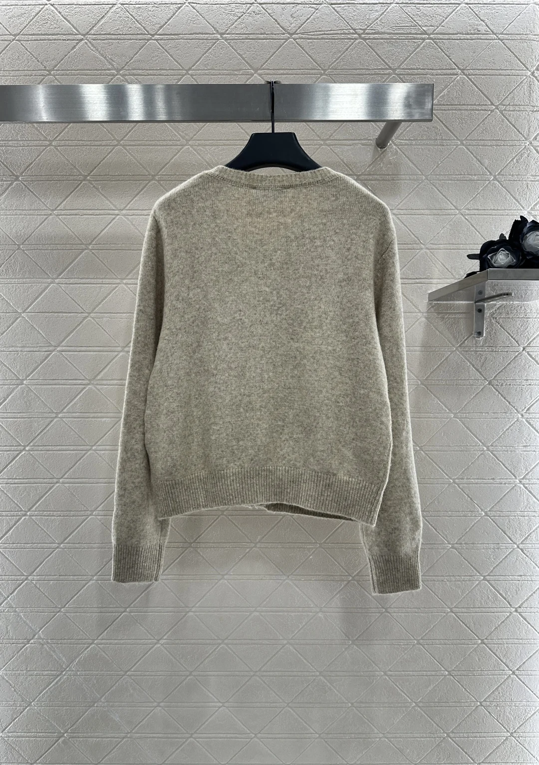 

2025 New Women's Round Neck Knitted Cardigan Tank Top Short Skirt 3-Piece Set Cashmere Wool Yarn Weaving Embroidery 468