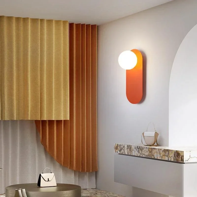 Applique Murale LED en Verre Orange au Design Nordique Minimaliste, Luminaire Décoratif d'Nik, Idéal pour une Chambre à Coucher, un Salon ou un Couloir