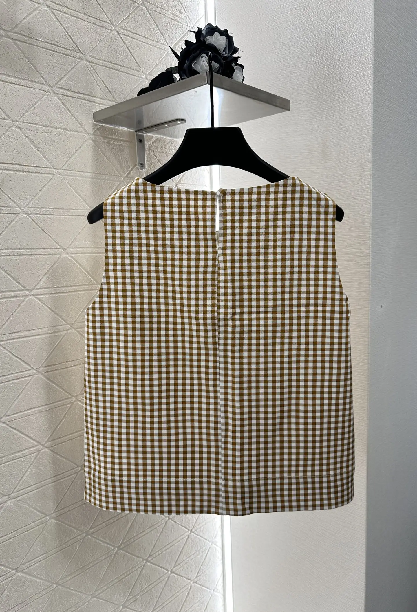 

2025 Spring and Summer Fashion New Women's Clothing Cool Casual Short Plaid Vest High Waist Midi Skirt Set