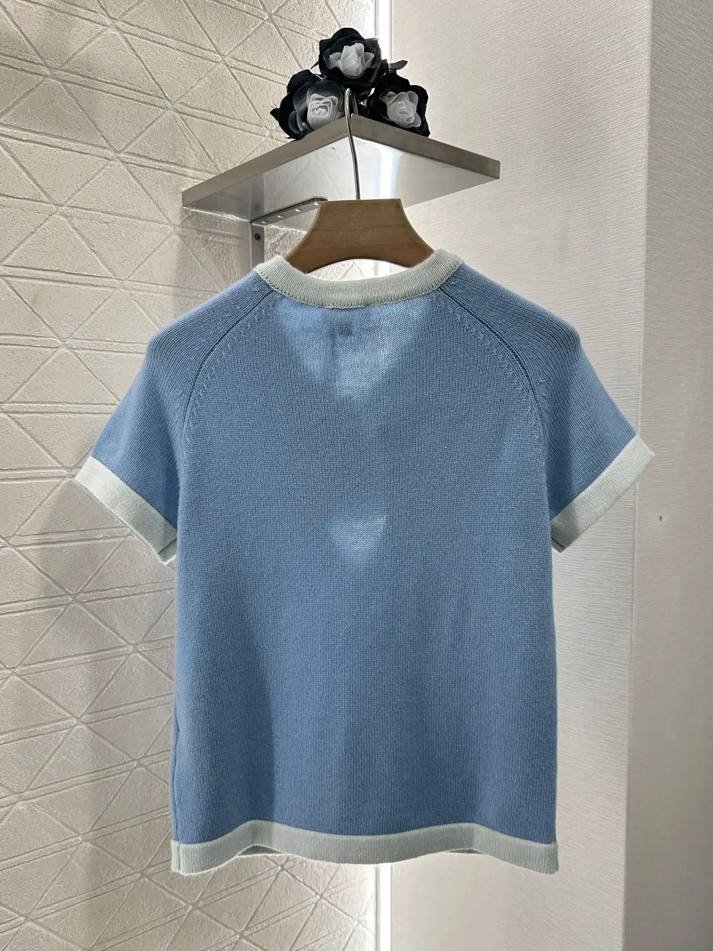 

25 Summer New Hollow Design Round Neck White Hemming Comfortable Casual Simple Short Sleeves