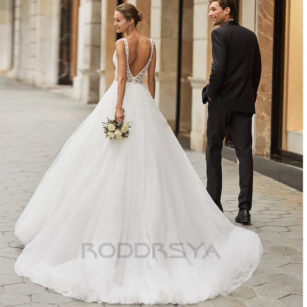 RODDRSYA Boho Elegant Wedding Dress For Women 2023 Deep V-Neck Pearls Sequined Backless Vestidos De Novia Custom Made Plus Size