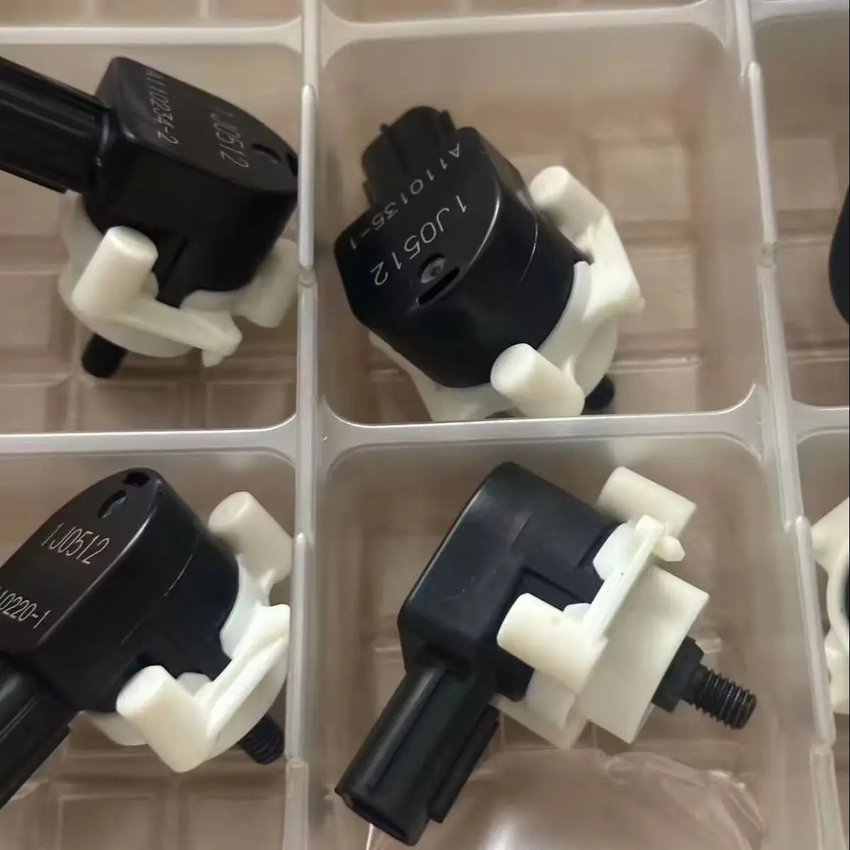 20pcs Rear Headlight Level Sensor 84031 FG000 /84031FG000 For Subaru Forester/Impreza/Outback/ Legacy 84031-FG000