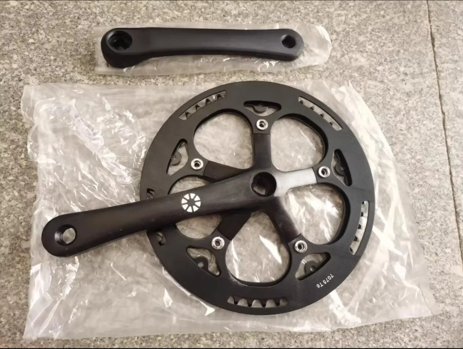 AliExpress for Dahon Folding Bike crankset BCD130 52T Chainring 170mm Crank Arm Set alloy