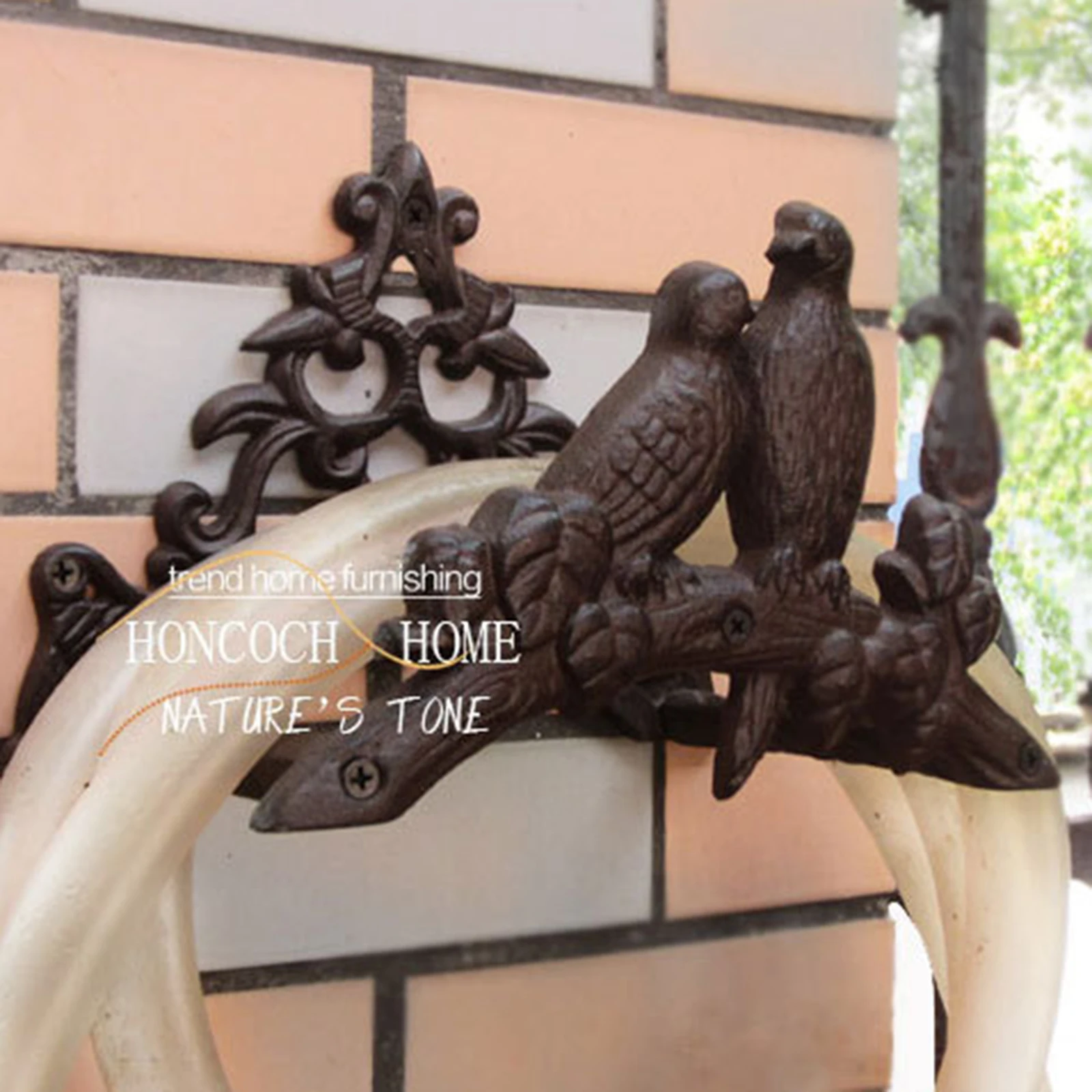 Garden Hose Holder Wall Mounted Garden Hose Rack Metal Stand Hanger Bird Decoration Organizer for Backyard Lawn Outdoor Garden