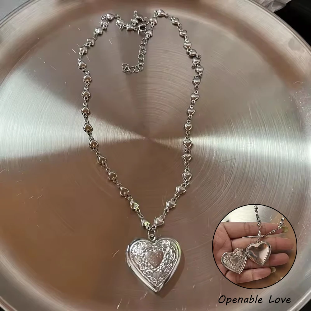 Y2K Gothic Peach Heart Pendant Necklace, Trendy Women\'s Silver Ghost Claw Love Choker PunkClavicle Jewelry Gift