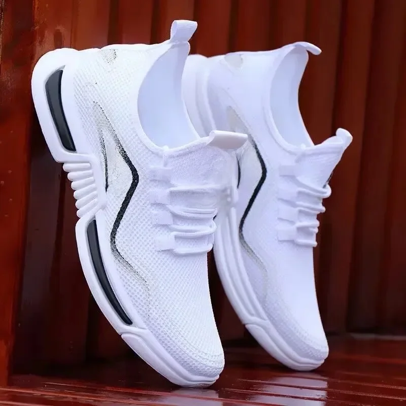 Hommes chaussures de Tennis 2025 offre spéciale respirant plate-forme antidérapante mode nouvelles chaussures de course coréennes baskets noires chaussures pour l'extérieur