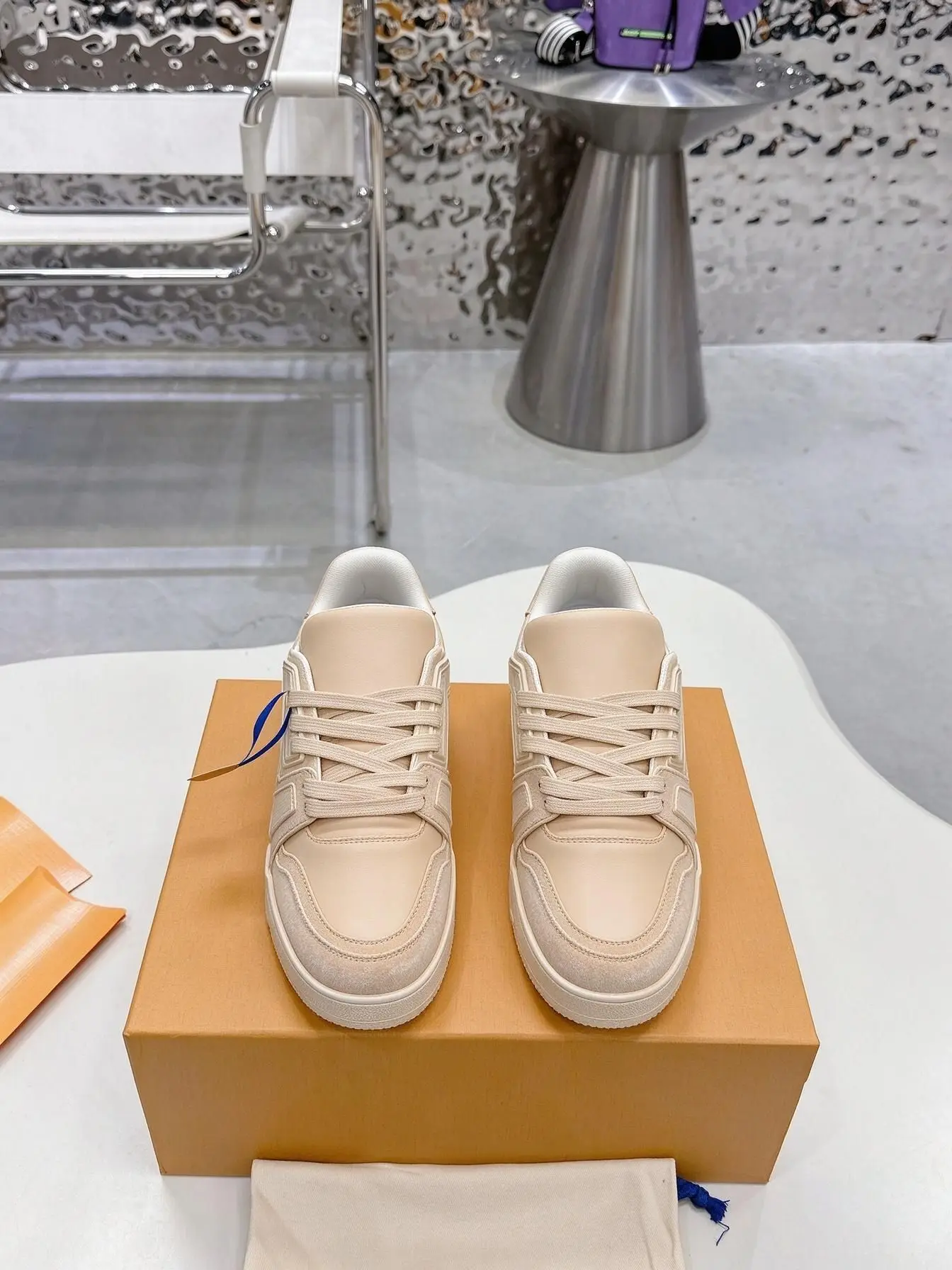 Unisex Fashion Lace Up Board Sneakers Apricot Tone Color Block Flat Thick Sole All Match Daily Footwear