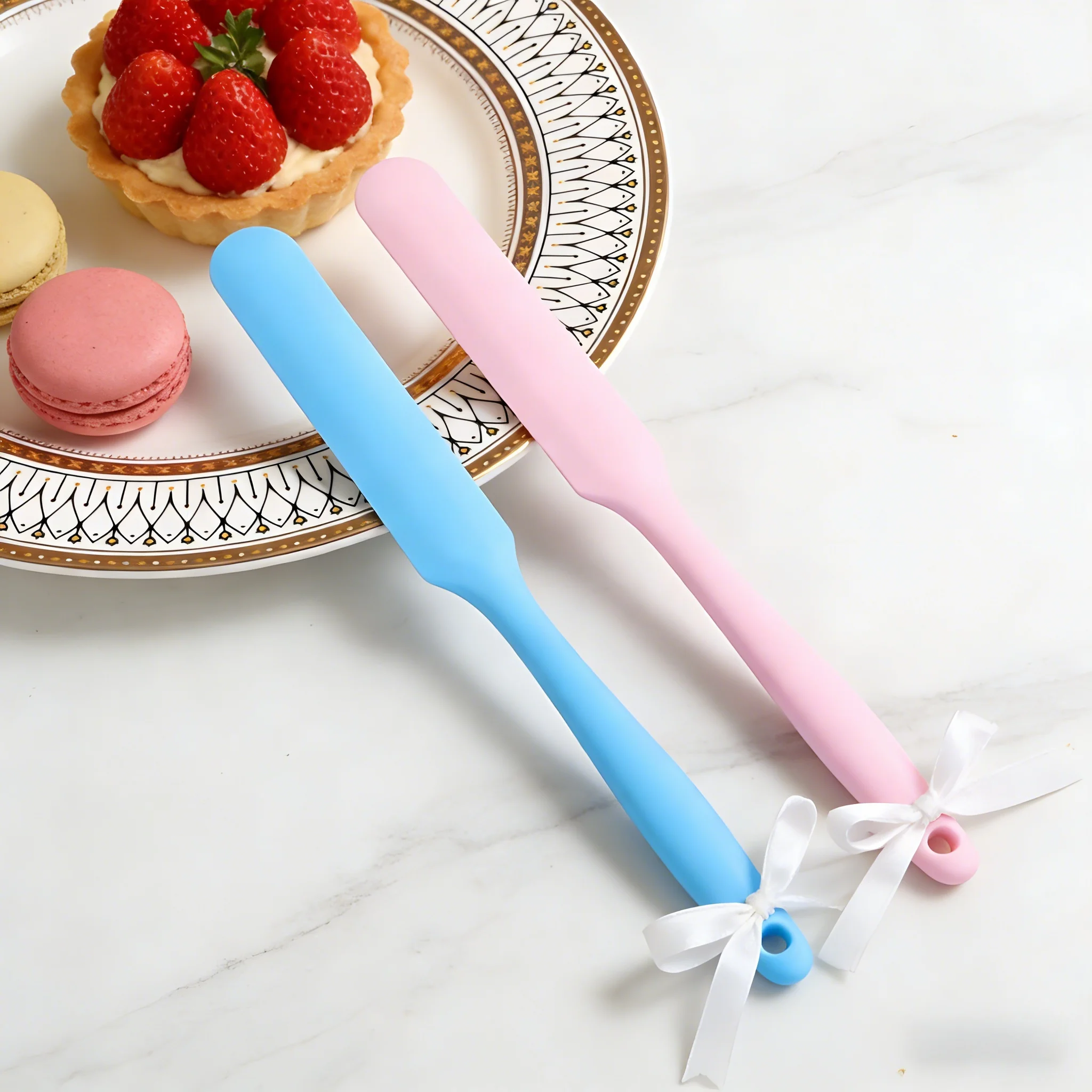 Reusable Silicone Scraper Spatula – Safe, Flexible Utensil for Effortless Kitchen Tasks & Quick Cleanup.