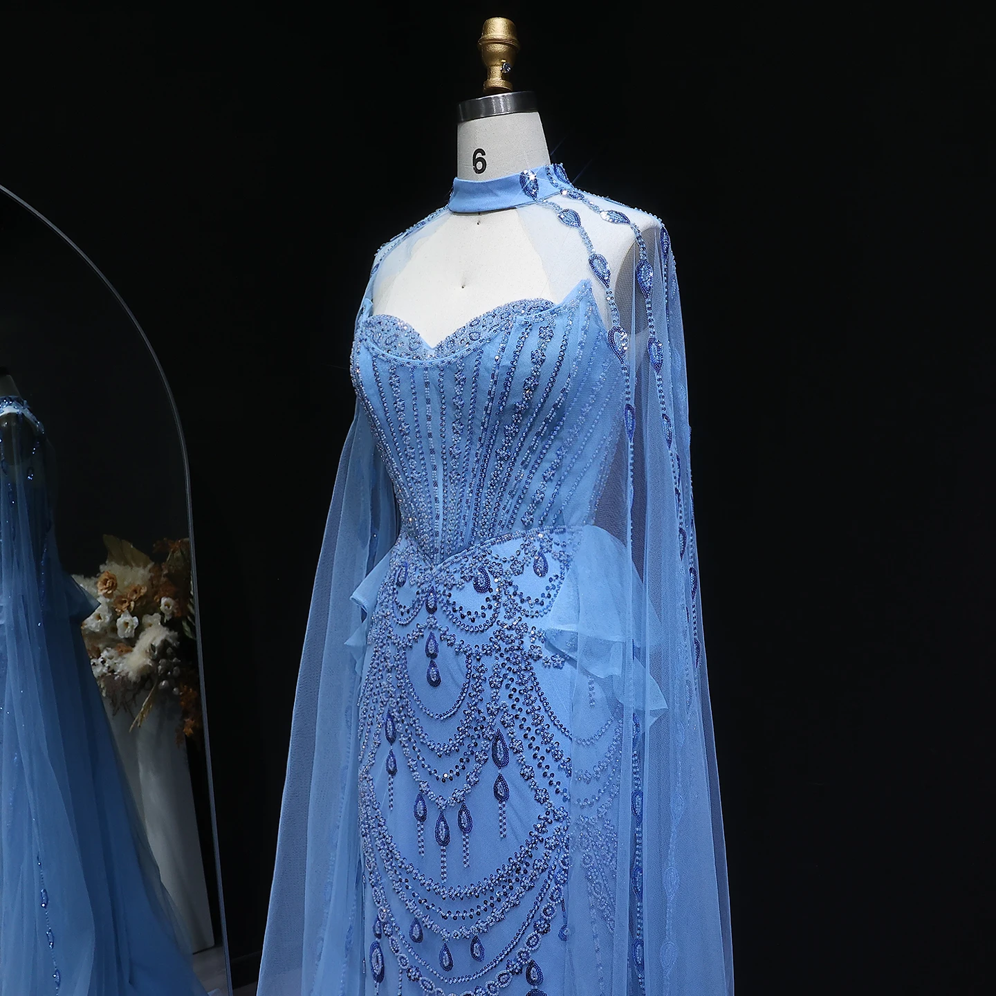 Sharon Said Luxuriöses Dubai Blaues Sweetheart-Abendkleid mit Cape-Ärmeln Arabische Damen Hochzeitsfeier Ballkleider SS092 Maßanfertigung – Detail 6