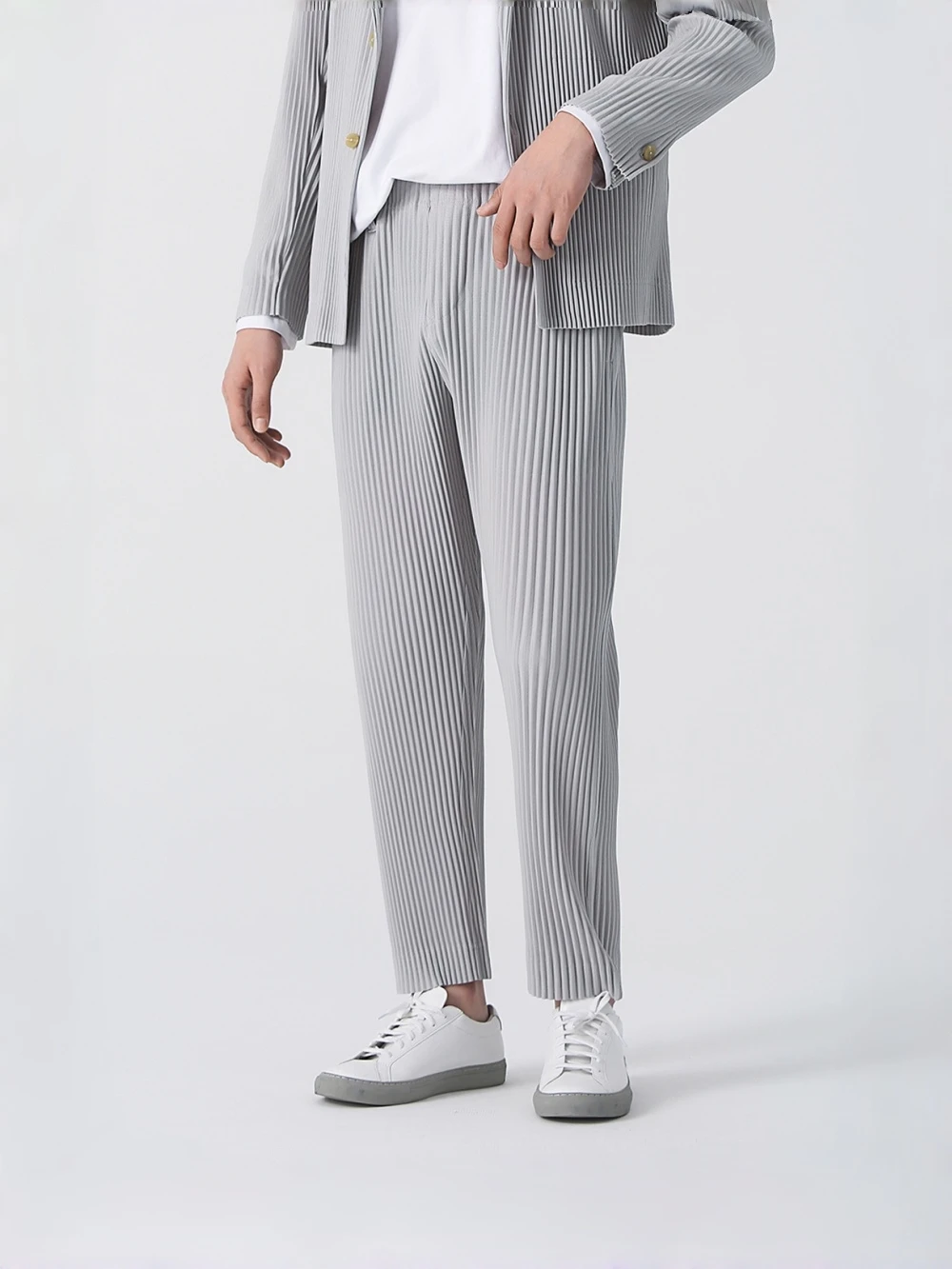 Miyake Pleated Pants Men Elastic Waist Loose Straight Casual Trousers with Side Pockets Wrinkle Resistant Dress Pants