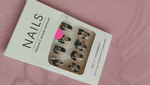24Pcs Square Short Coverage Press On Nails Halloween Funny Fake Nails Cute Briquette Reusable False Nail Star Wear Nails photo review