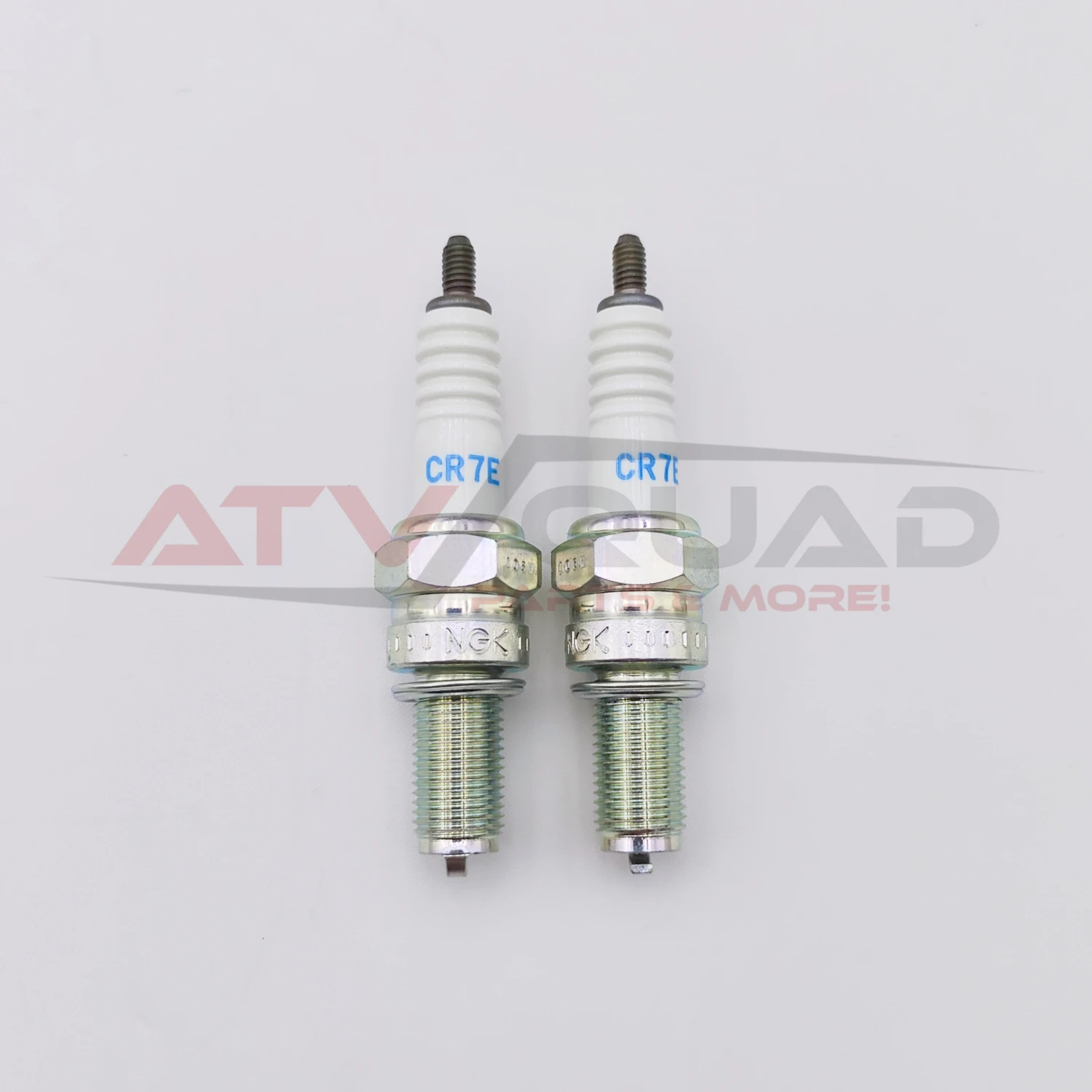 

2PCS CR7E Spark Plug for Stels Leopard 600 370702-CR7E LU055624 Russian Mechanics RM 500-2 650-2 5051D021 Jumbo 700 62210-MAX-00